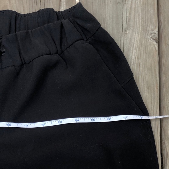 Lululemon joggers size 6 black - Picture 2 of 6
